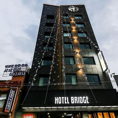 Hotel Bridge Pusan Zewnętrze zdjęcie
