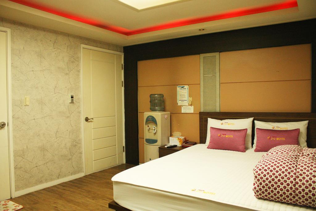 Hotel Bridge Pusan Zewnętrze zdjęcie