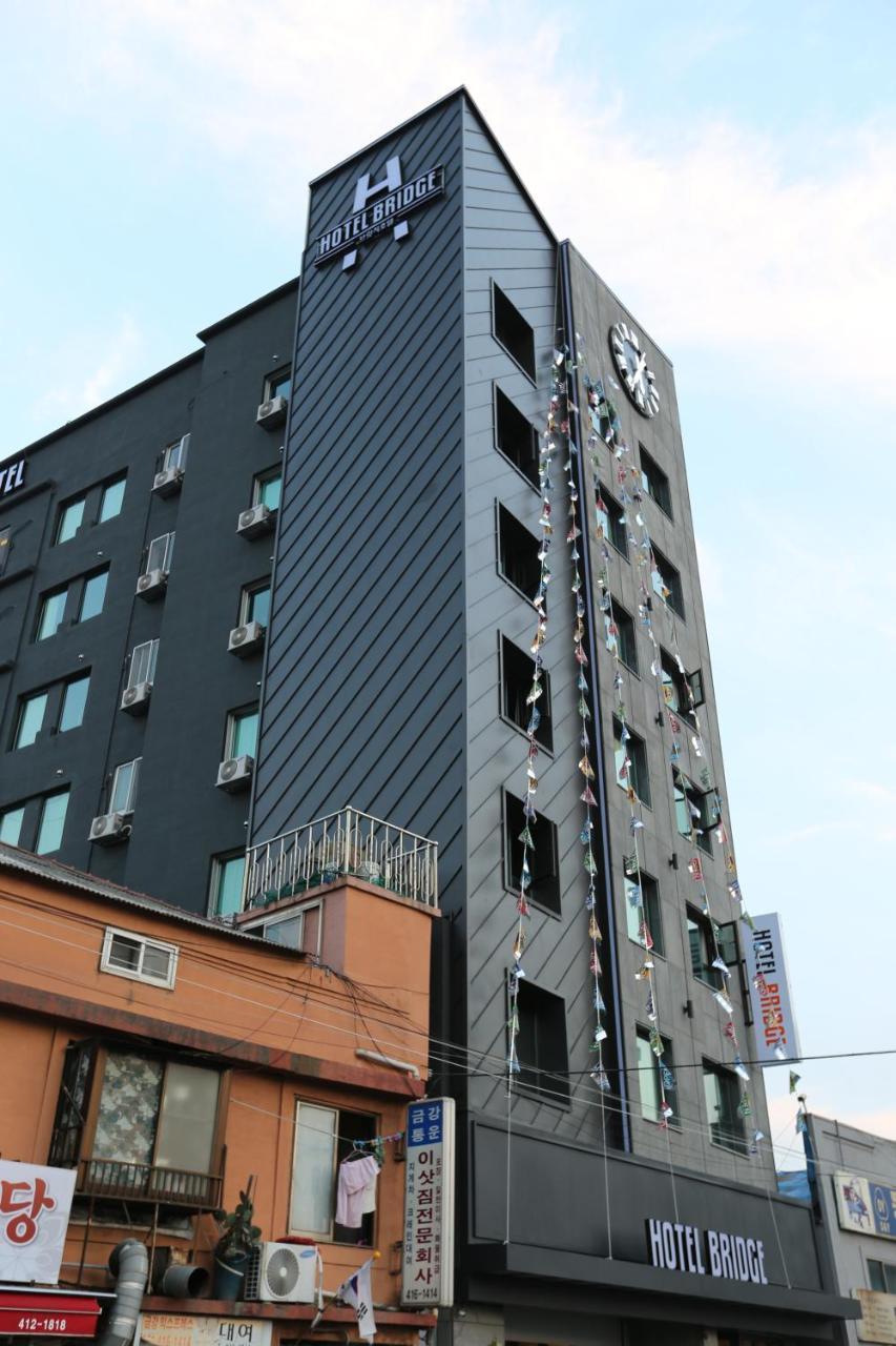 Hotel Bridge Pusan Zewnętrze zdjęcie